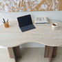 Hanah Home Escritorio de Estudio Infini Travertino y Nogal
